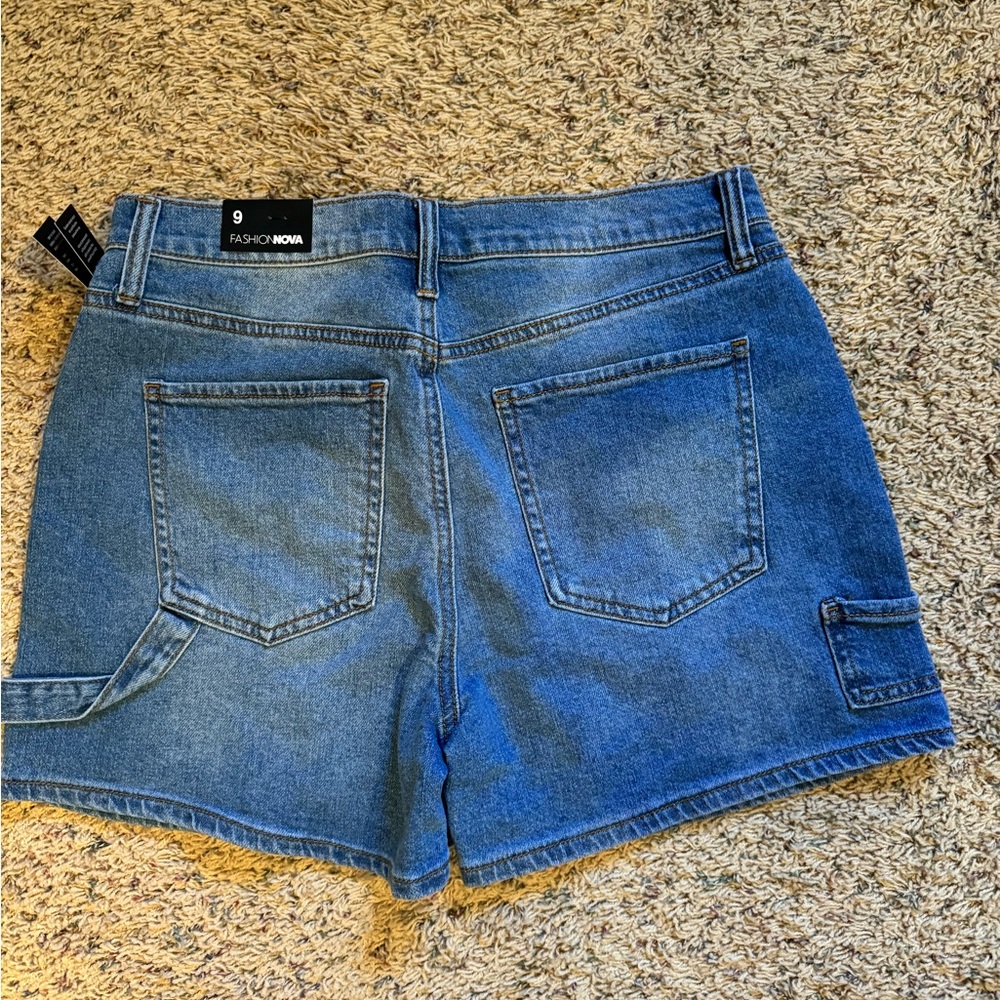 Fashion nova shorts